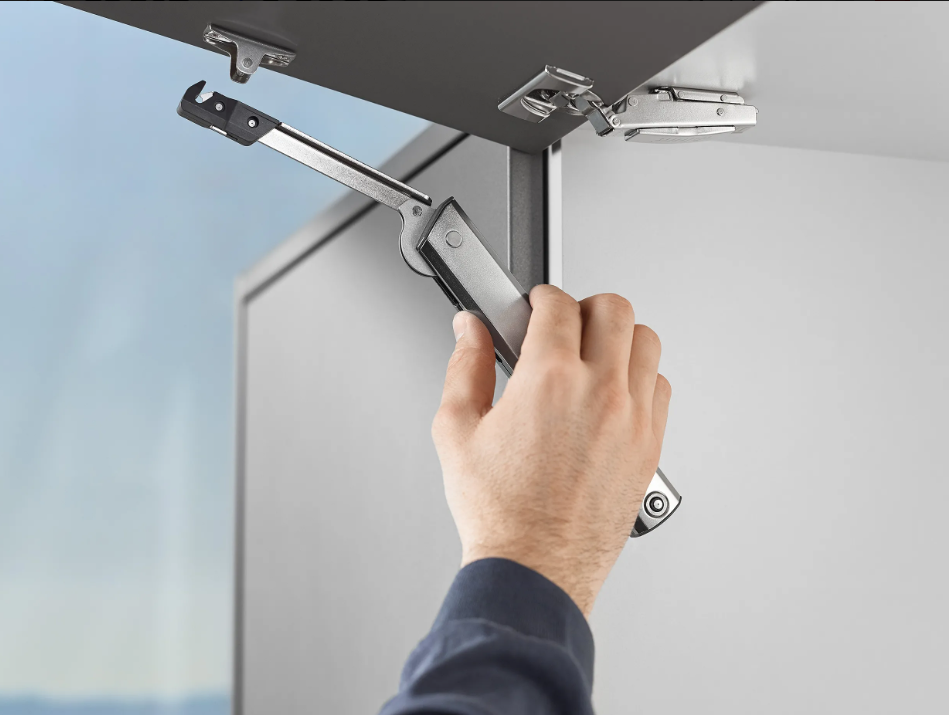 Aventos HK-XS Lever Arm Door Mounting Plate for Wood And Wide Aluminum, Screw-On, Nickel-Plated