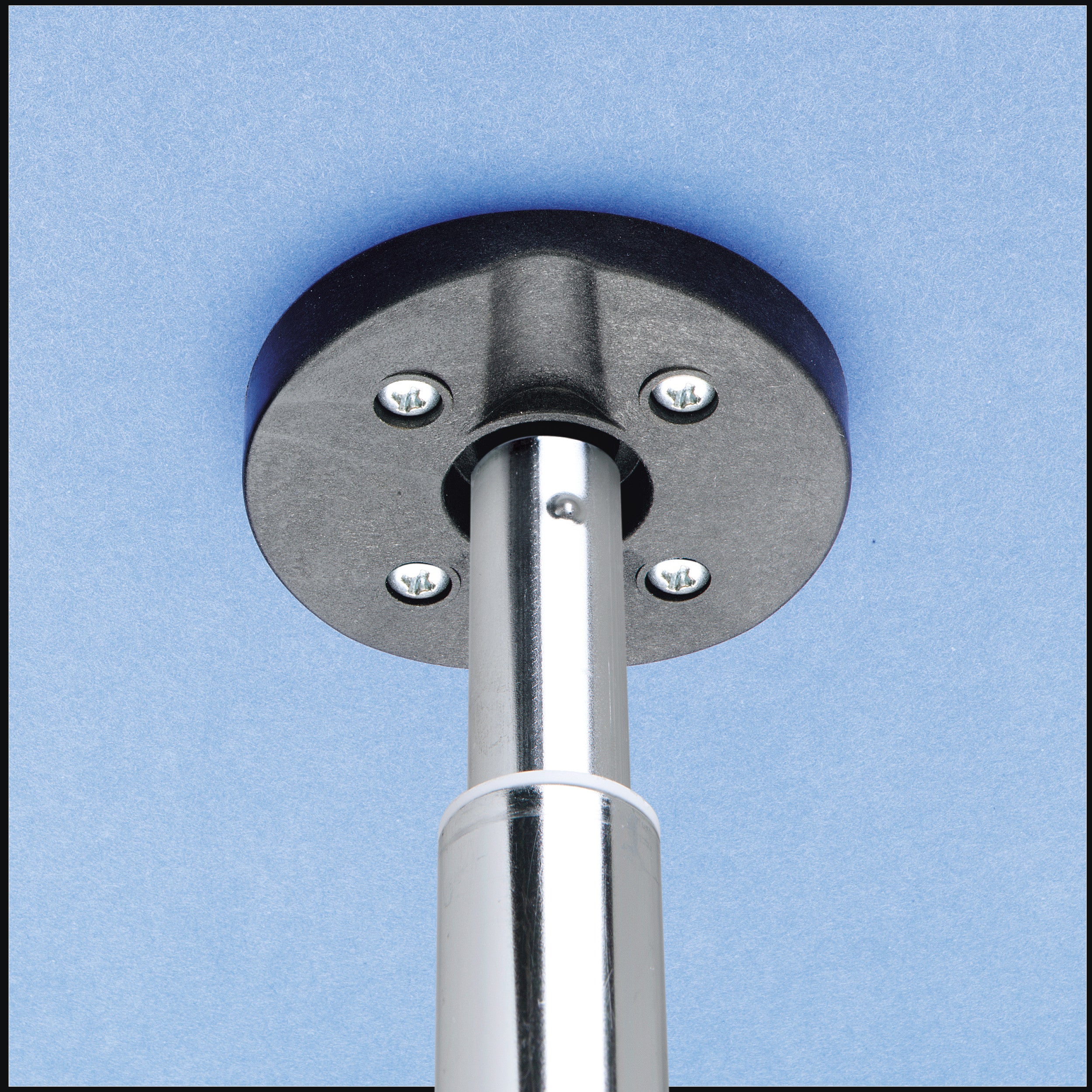 28 in White Polymer Kidney Lazy Susans 2-Shelf White  28 in (711 mm) W x 28 in (711 mm) D x 26 in (660 mm) H
