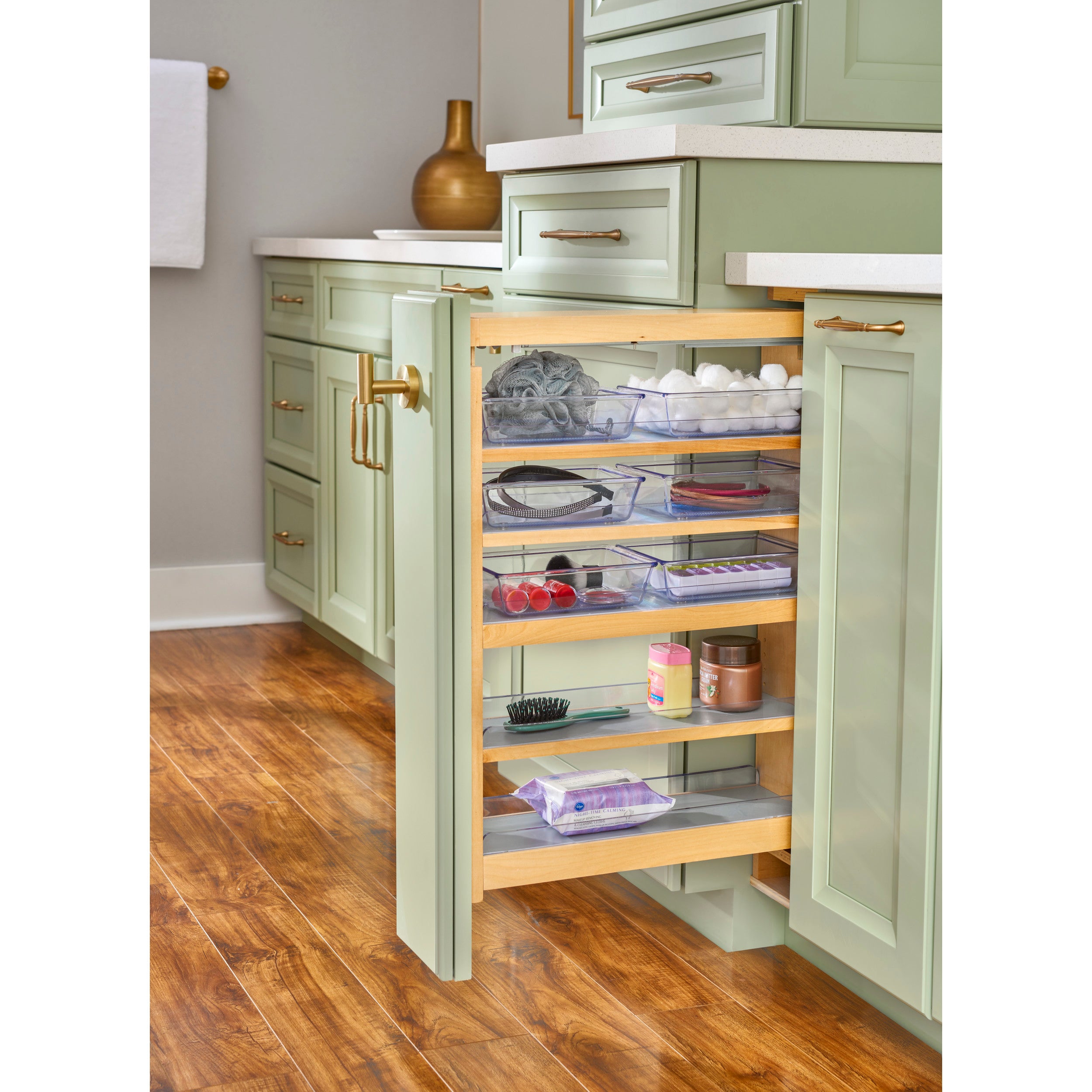 6 in Vanity Filler Pullout Soft-Close Natural  6 in (152 mm) W x 19 in (483 mm) D x 30 in (762 mm) H