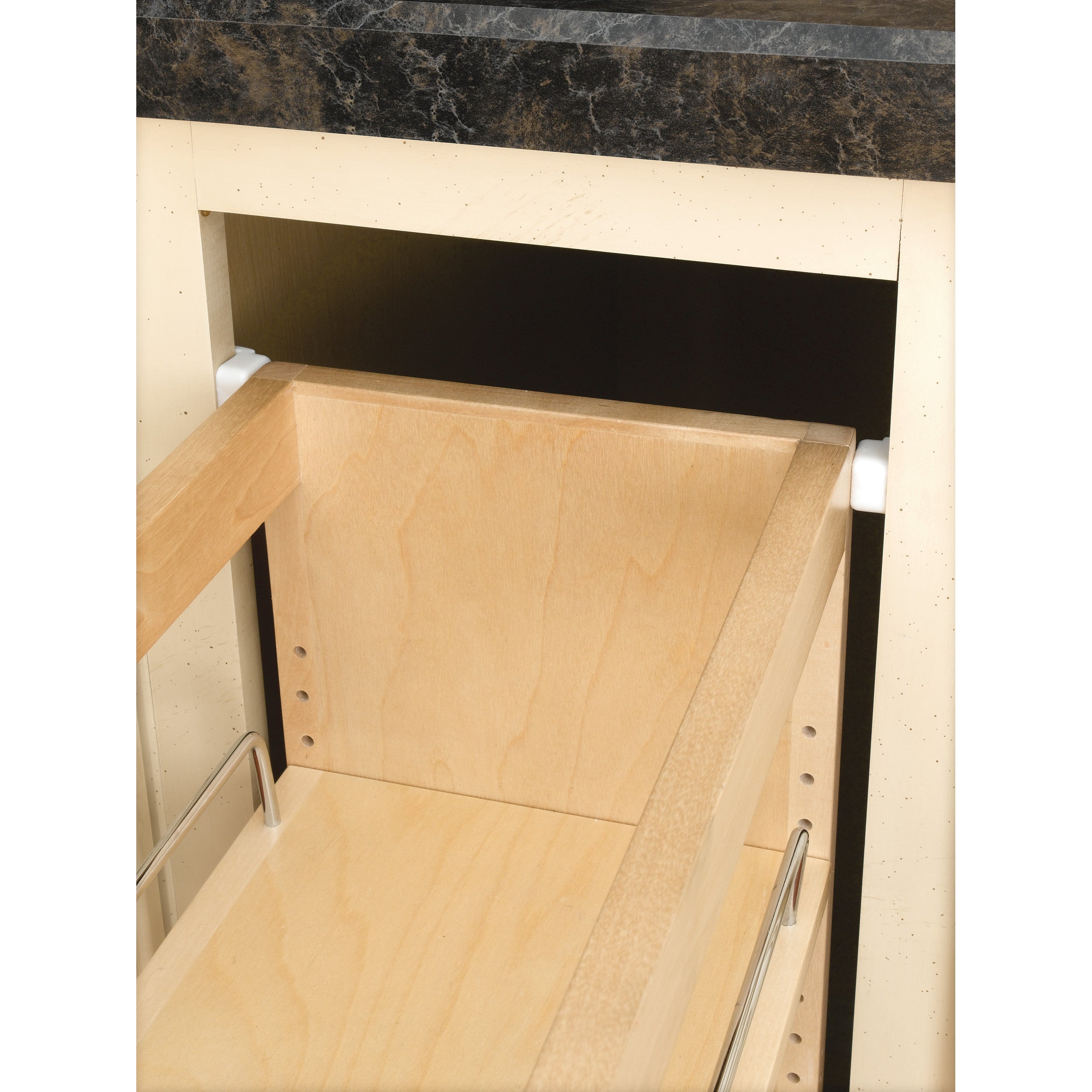 8 in Base Cabinet Organizer Soft-Close Natural  8 in (203 mm) W x 21.65 in (550 mm) D x 25.5 in (648 mm) H