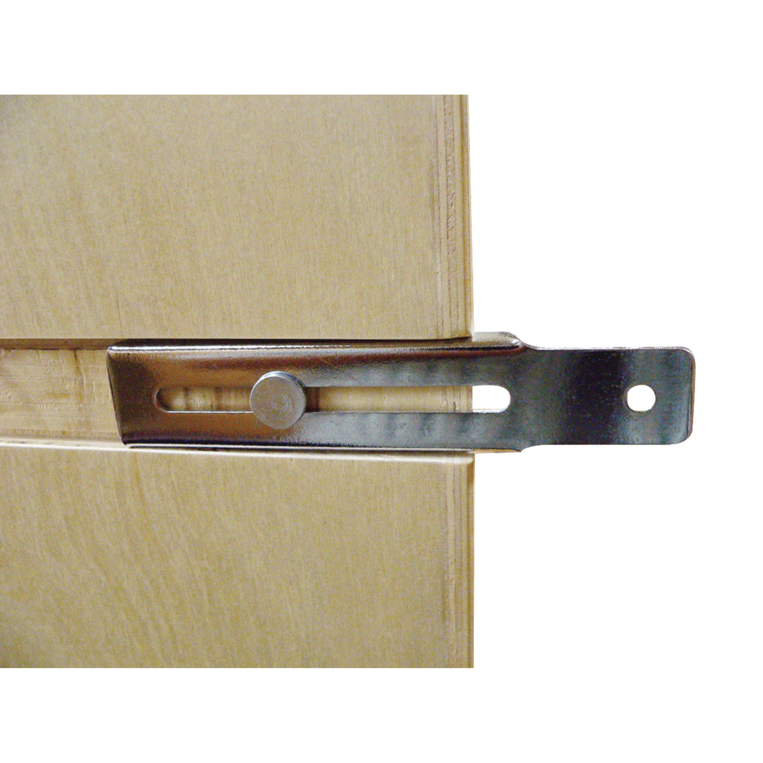 8 in Base Cabinet Organizer Soft-Close Natural  8.75 in (222 mm) W x 21.63 in (549 mm) D x 25.5 in (648 mm) H