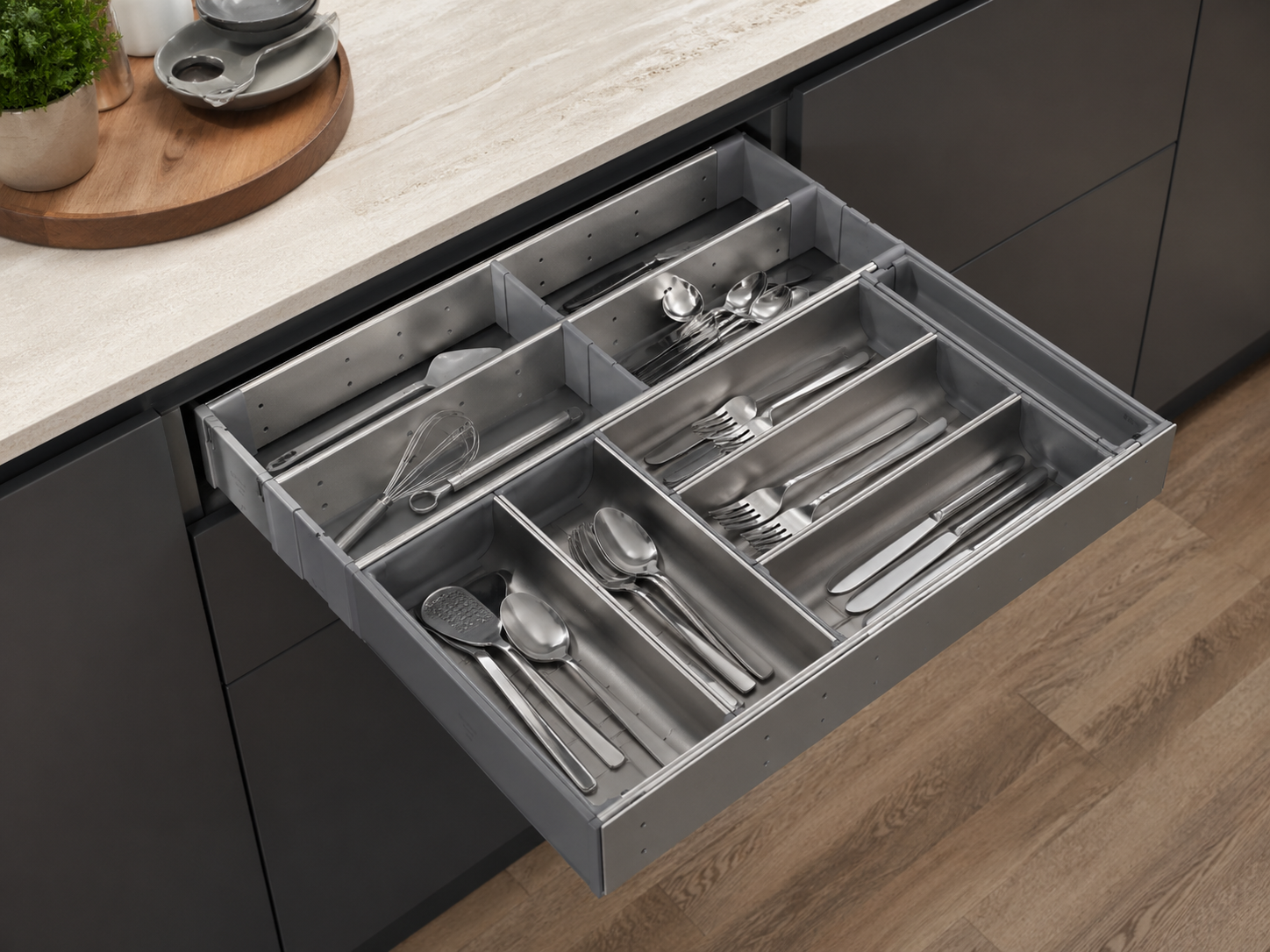 Blum ORGA-LINE Cutlery Organizer Set 21" for TANDEM Undermount Drawer Slides - ZHI.533TI5A