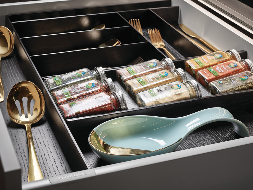 FINELINE CUTLERY INSERT WALNUT, 548 X 424 X 49MM